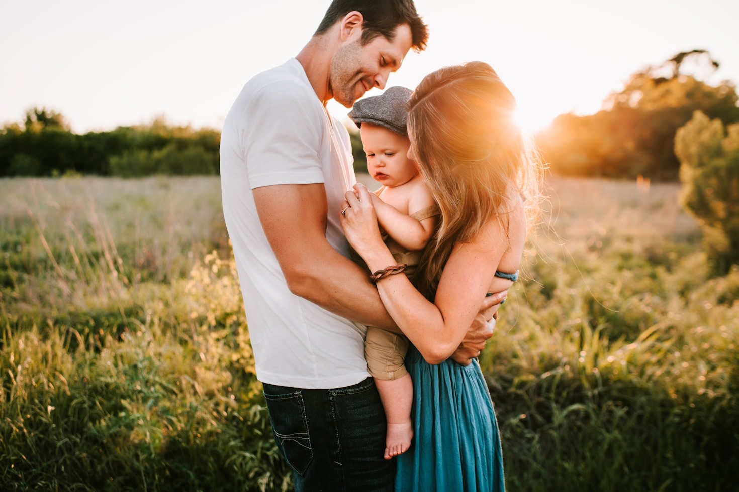 How Technology Simplifies Family Connections